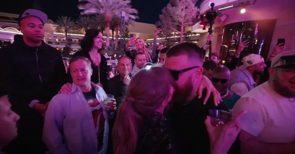 Taylor Swift at Travis Kelce at Las Vegas nightclub