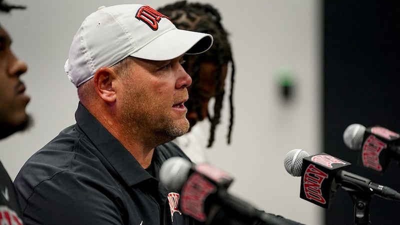 Photo of UNLV football head coach Barry Odom.