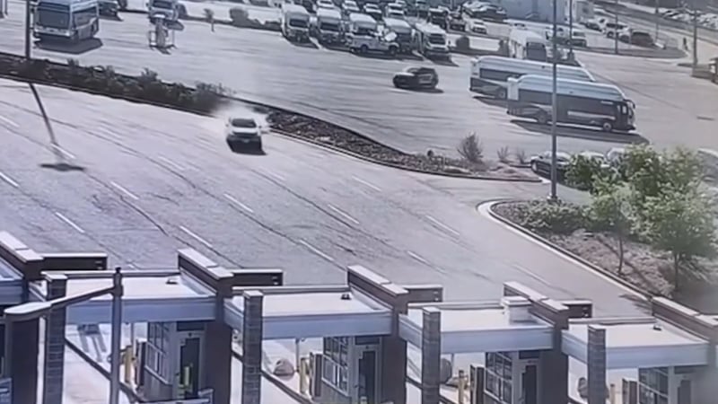 Car thieves targeting airport parking lots