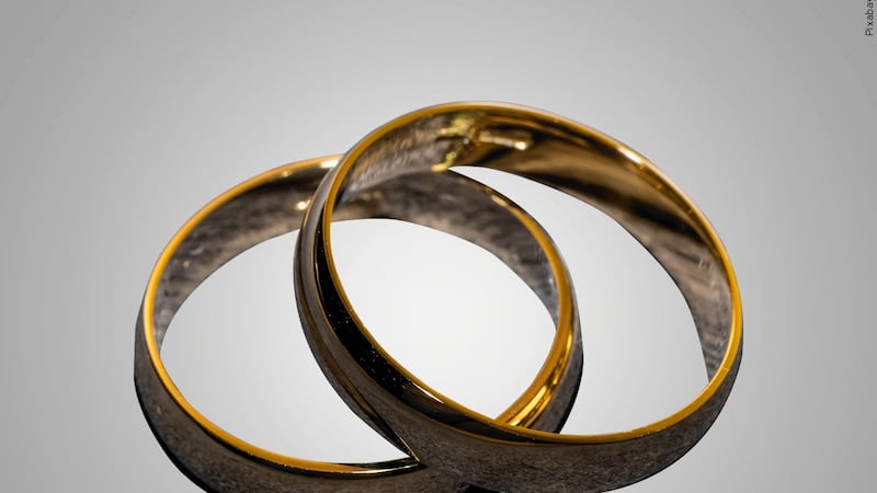 Photo of two wedding rings.